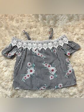 Cutie Patootie Girls Size 4 Striped Cold Shoulder Floral Blouse Black/White